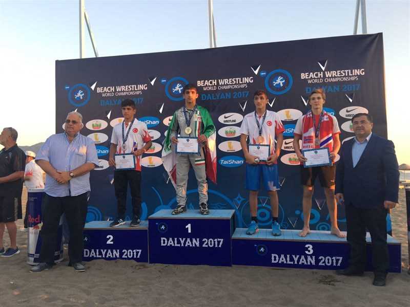 کشتی ساحلی قهرمانی جهان- سه طلا، چهار نقره و یک برنز حاصل کار نمایندگان ایران در روز نخست