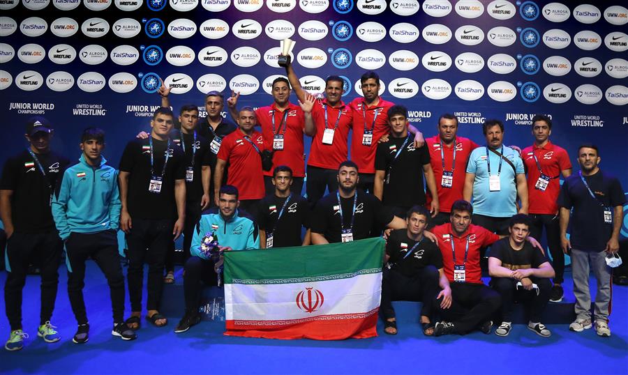 فرنگی کاران جوان ایران نایب قهرمان سال 2021 جهان شدند